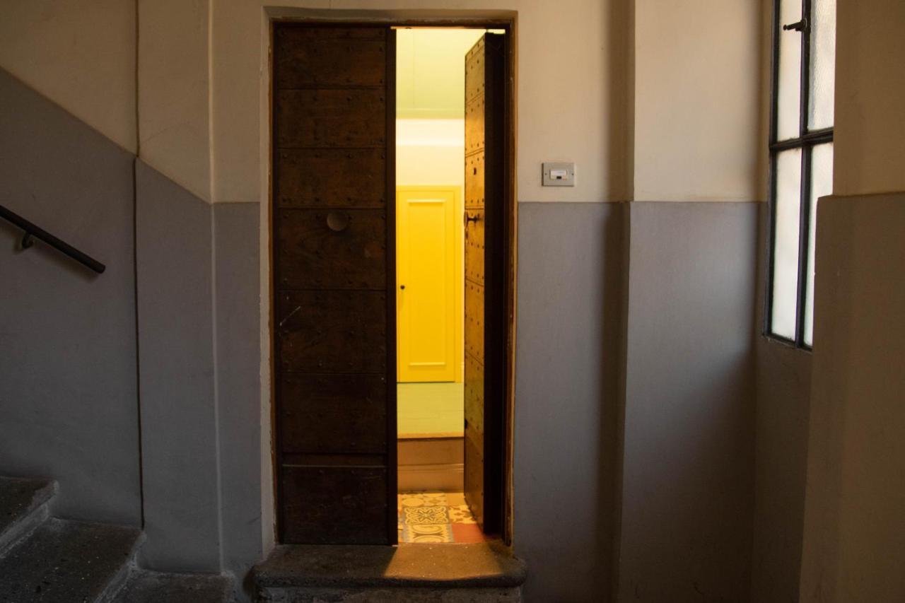 Trastevere Colorful Apartment With Terrace! Rome Buitenkant foto